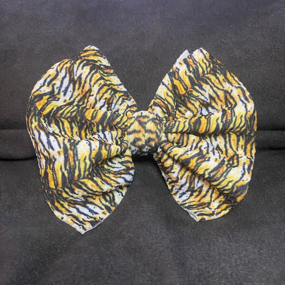Little lopers big bow